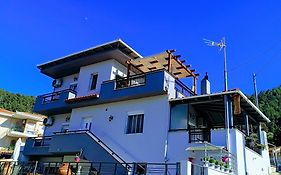 Laskarina'S House
